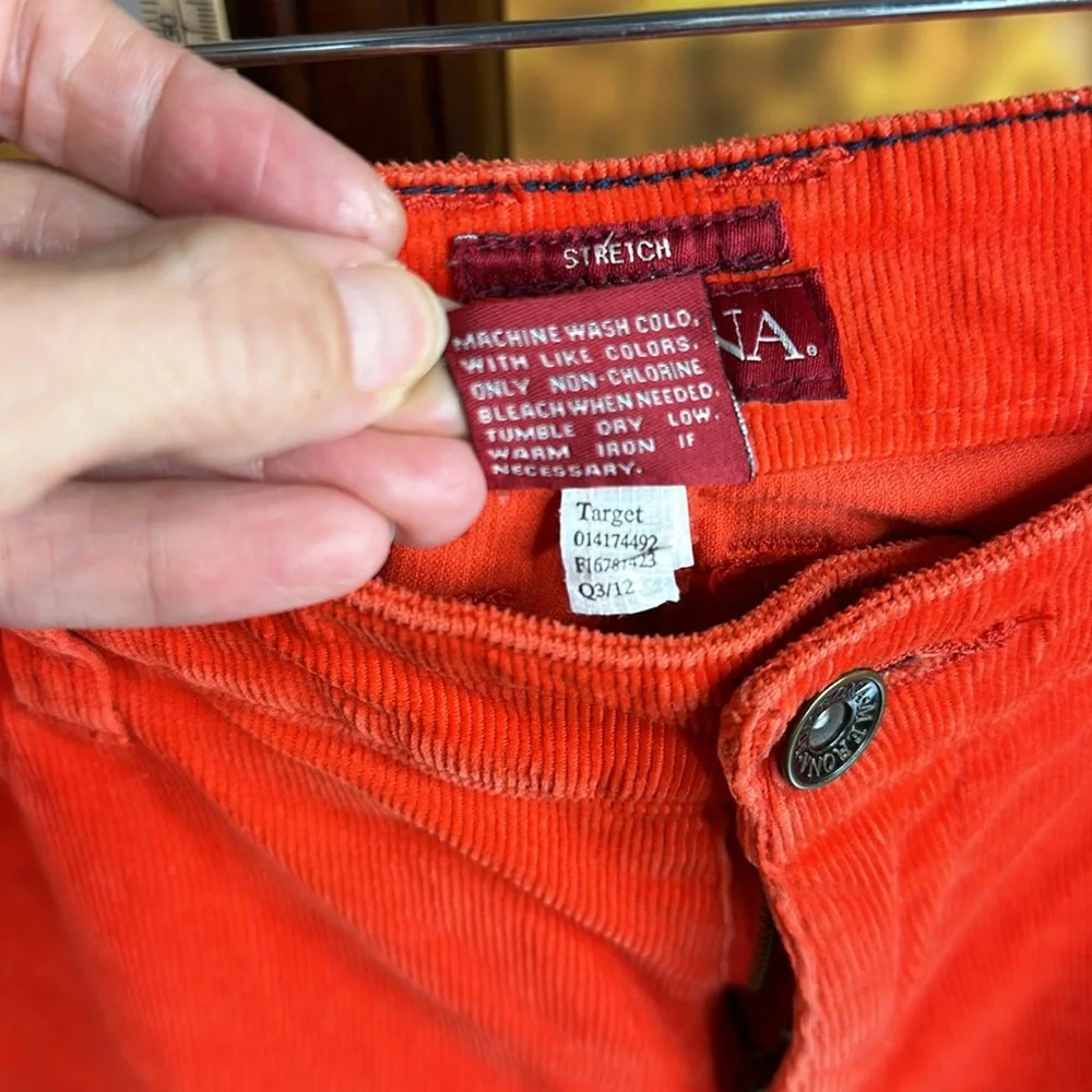ORANGE IT SCREAMS ORANGE stretchy cords size 6 - Picture 5 of 10